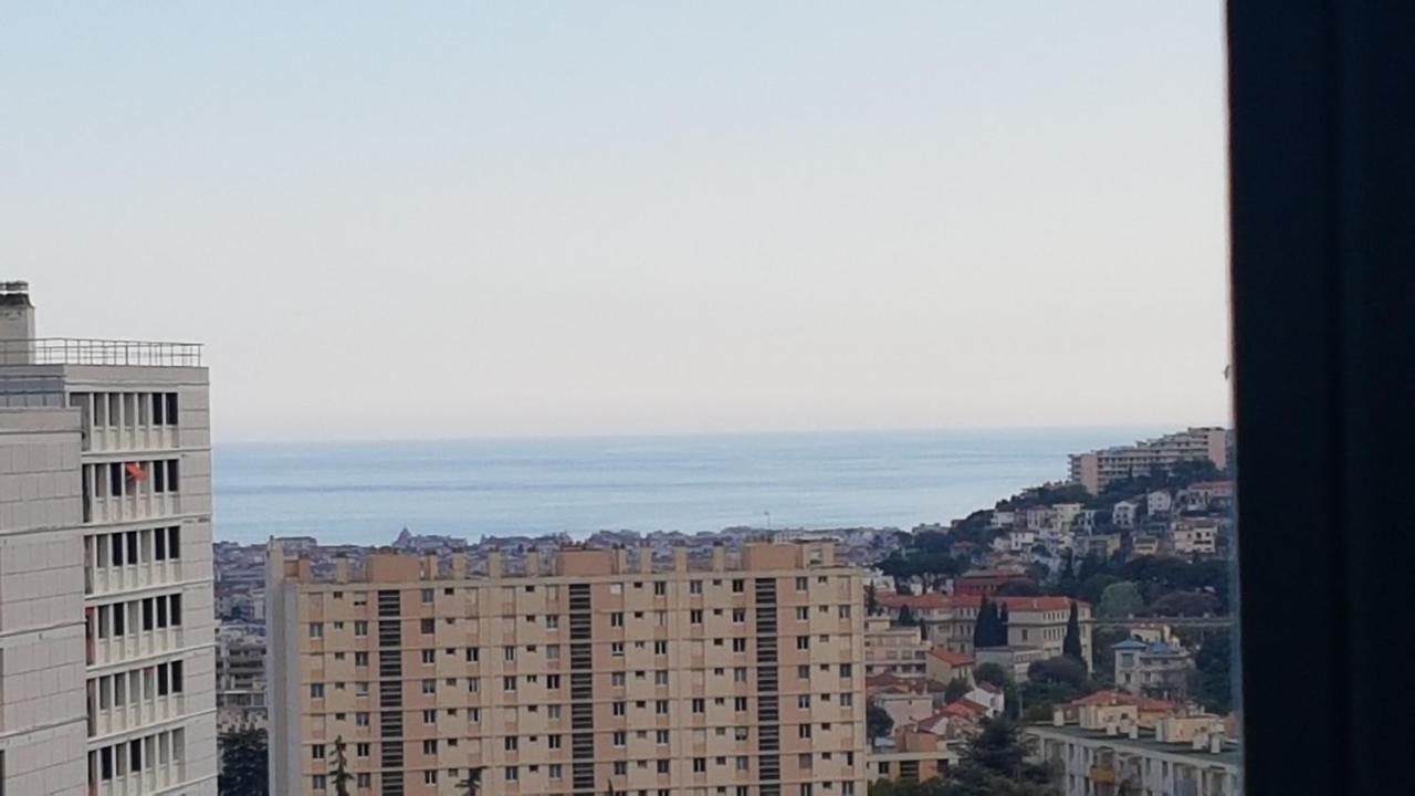 New Cheap Private Room, Kitchen , Overwieuw Sea,Tram On Spot, 12 Minutes From Nice Train Station With Tram , Beach In 17 Min Tram , Chambre Privee Pas Cher, Cuisine Equipee , Tram Sur Place, Apercu Mer, 12 Min De La Gare De Nice Avec Le Tram, 17 Min ภายนอก รูปภาพ