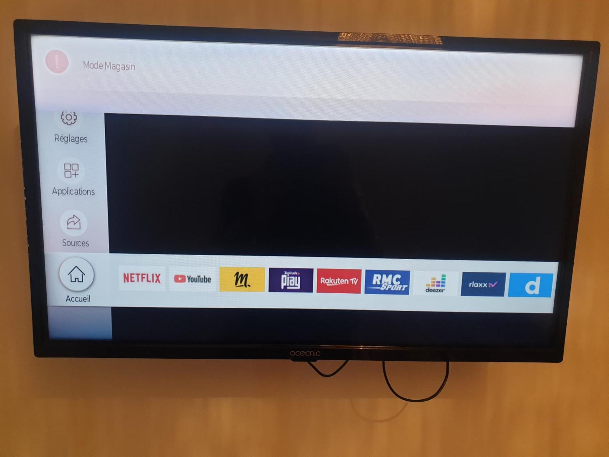 New Cheap Private Room, Kitchen , Overwieuw Sea,Tram On Spot, 12 Minutes From Nice Train Station With Tram , Beach In 17 Min Tram , Chambre Privee Pas Cher, Cuisine Equipee , Tram Sur Place, Apercu Mer, 12 Min De La Gare De Nice Avec Le Tram, 17 Min ห้อง รูปภาพ